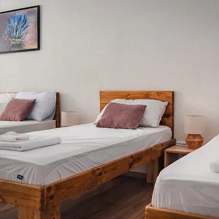 By The River Симитли